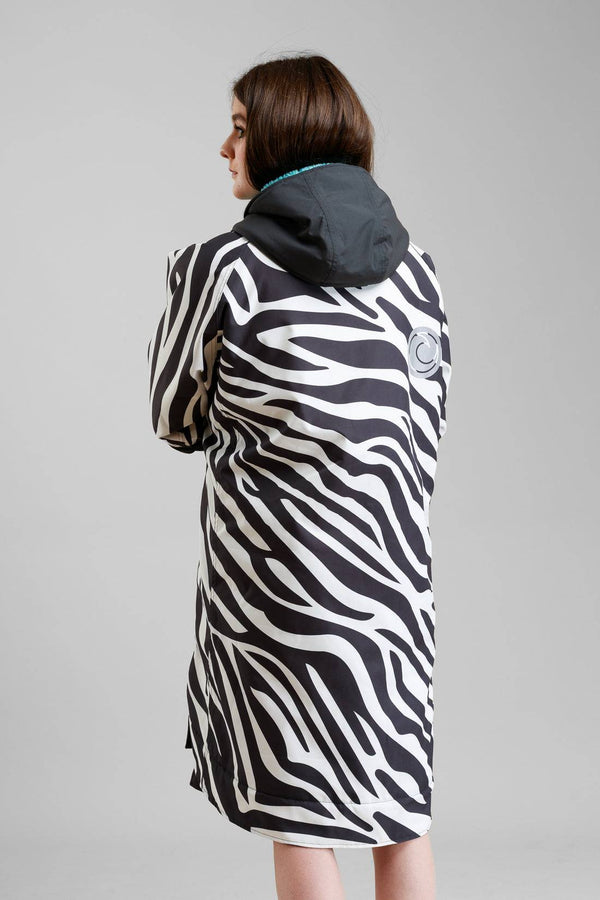 White water Juniors Hard Shell Robe - zebra