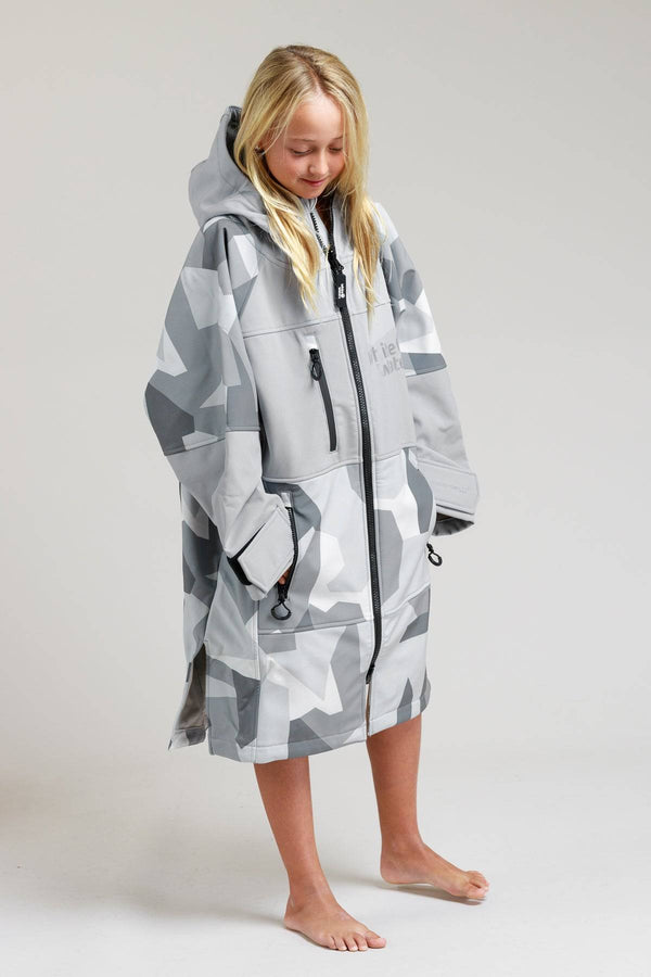 White Water Kids Soft Shell Robe in Arctic Camo, side view on girl.