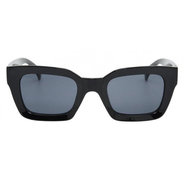 I-Sea Hendrix sunglasses with black frame and smoke polarized lenses, front view.
