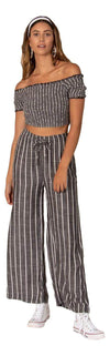 Sisstrevolution- Smocked up woven top