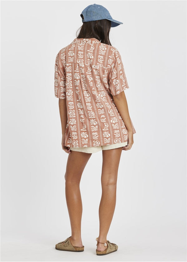 Sisstrevolution Island Beauty SS Woven Top