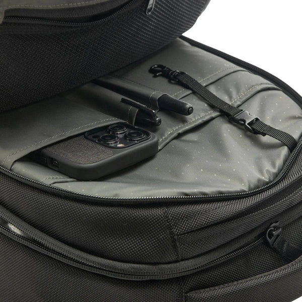 INCASE Tracks Backpack with Cordura® 18L - Black