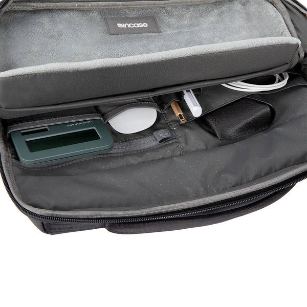 INCASE A.R.C. Brief With ReSpun 100% Recycled Polyester 12L - Black