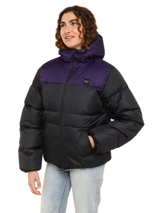 Sisstrevolution Rita Puff Jacket in black and purple, angled front view.