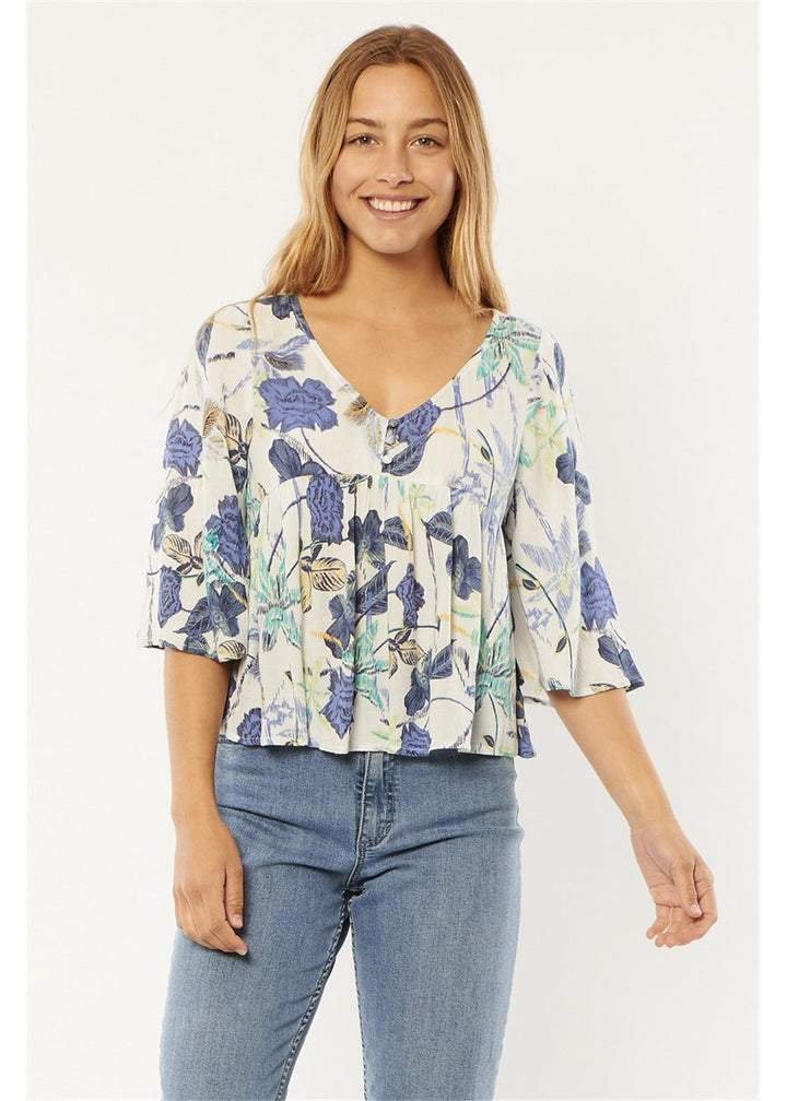 Sisstrevolution Cape May Woven Top – Leafy Short Sleeve