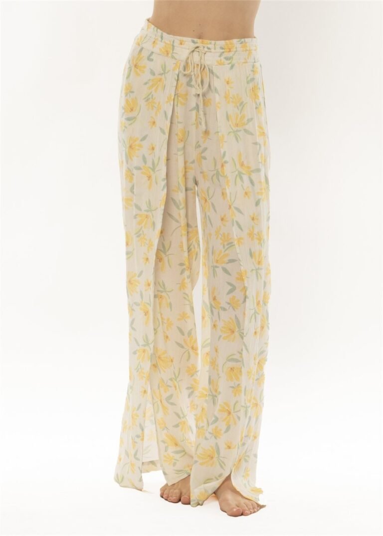 Sisstrevolution Warm Sand Pant with floral print and drawstring waist.