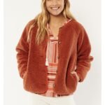 Sissttevolution To The Max Knit Jacket in rust color, front view.