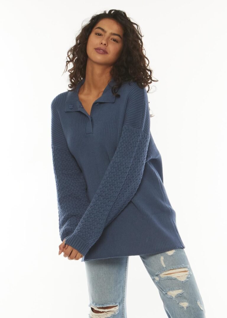 Sisstrevolution Flint LS Sweater heavyweight knit with snap neck closures