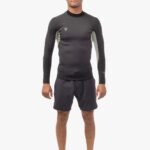 Vissla Natural Seas 1mm LS Jacket in black with long sleeves, front view.