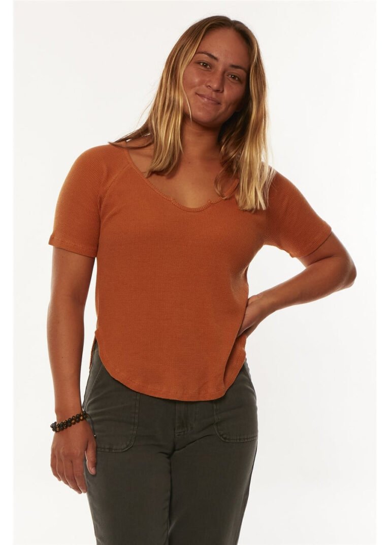 Sisstrevolution Karia Knit Lightweight Fitted Thermal Top