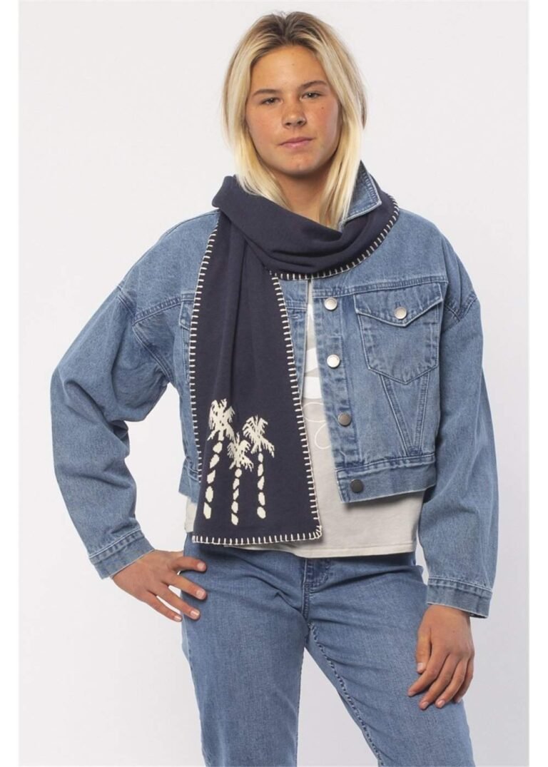 Sisstrevolution June Knit Scarf with Palm Intarsia Design